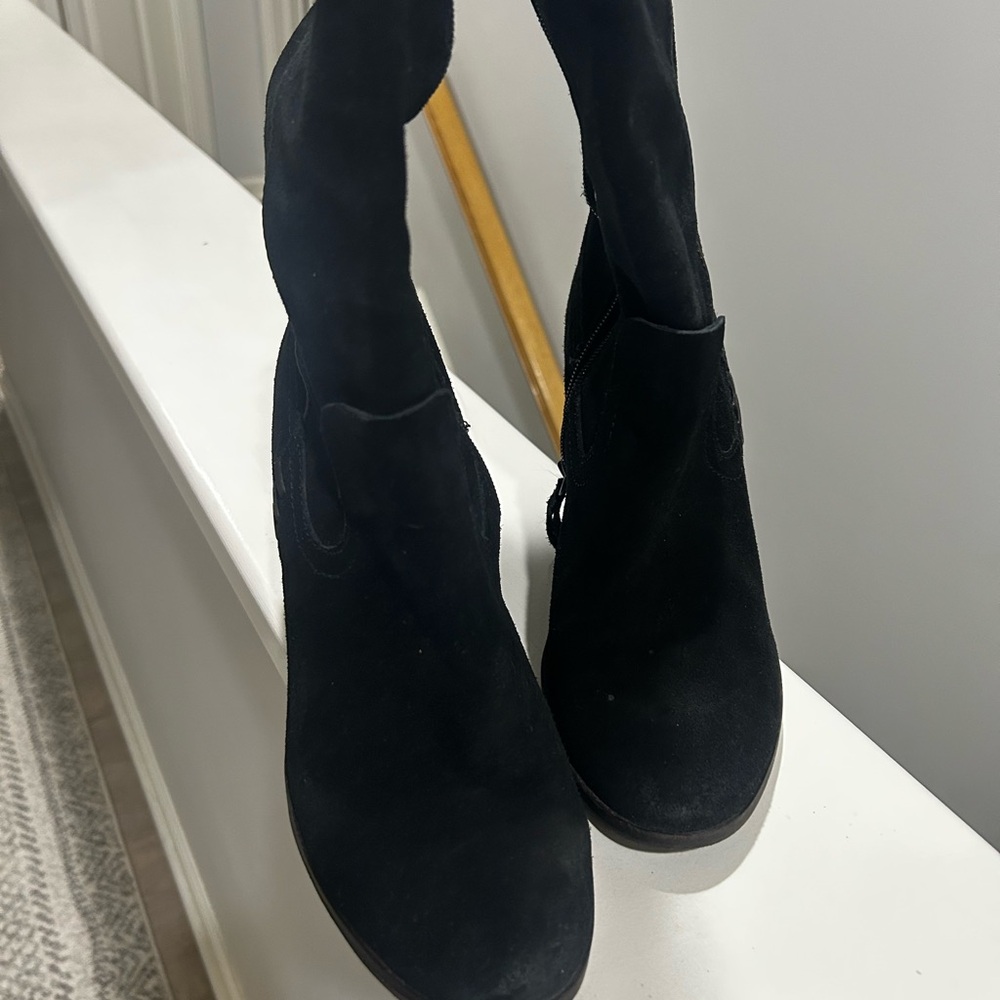 ❤️Knee high suede Dolce Vita boots - Picture 7 of 7